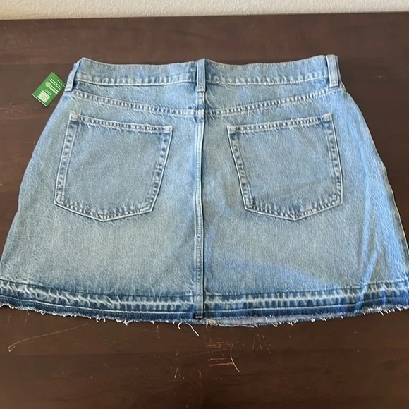 Gap Factory Denim Washwell Mini Skirt Light Wash - Picture 9 of 11